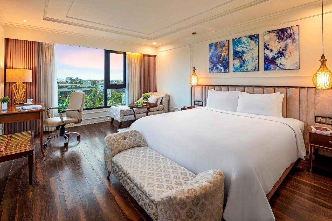Ravatel Luxury Hotel Bac Giang Bagian luar foto