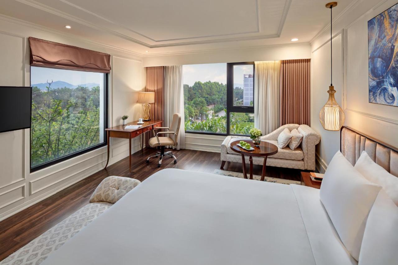 Ravatel Luxury Hotel Bac Giang Bagian luar foto