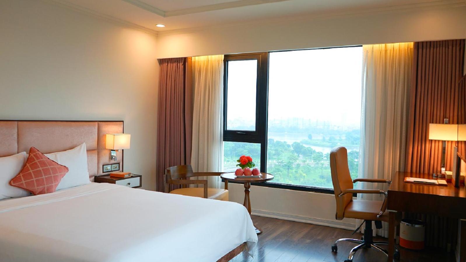 Ravatel Luxury Hotel Bac Giang Bagian luar foto